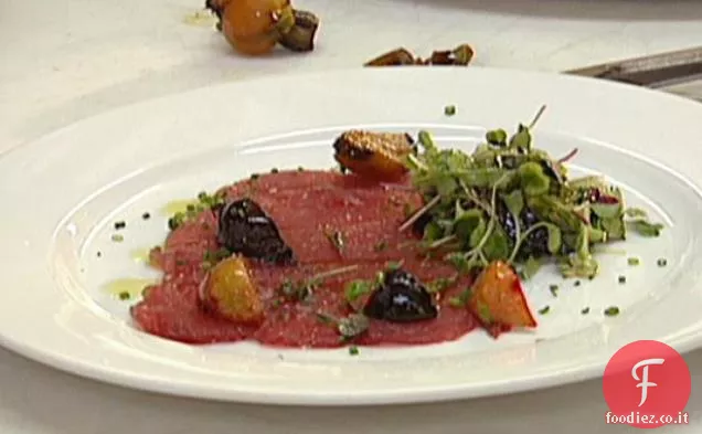 Carpaccio di Tonno con Bietole Arrosto e Olio d'oliva spremuto agli agrumi