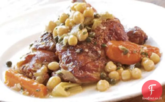 Cosce di pollo brasate con limoni conservati, olive e ceci