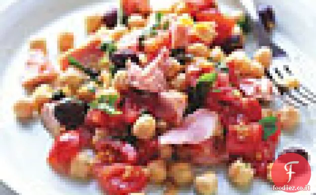 Insalata di Salmone fresco con ceci e Pomodori