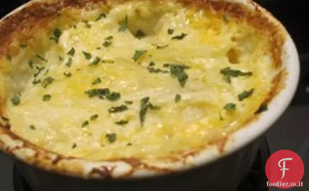 Patate gratinate al formaggio doppio