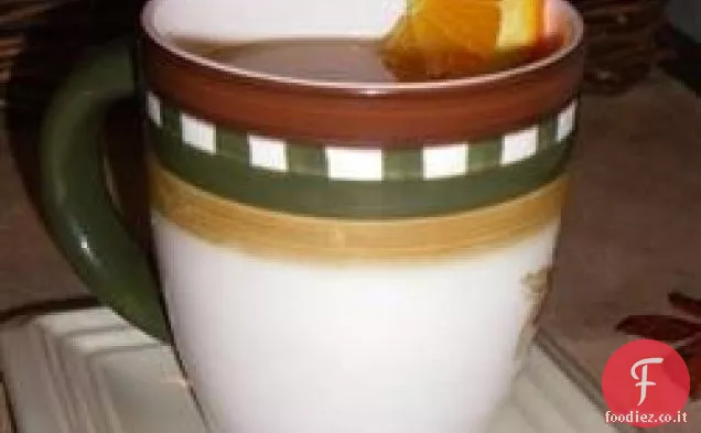 Sidro di mele caldo e piccante