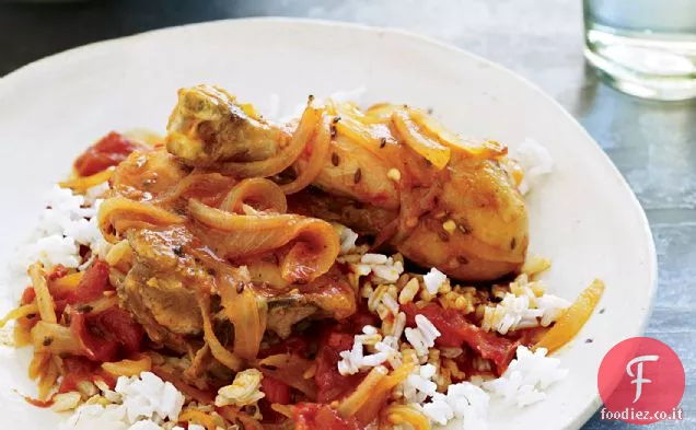 Spice-Brasato cosce di pollo con vino rosso e pomodoro