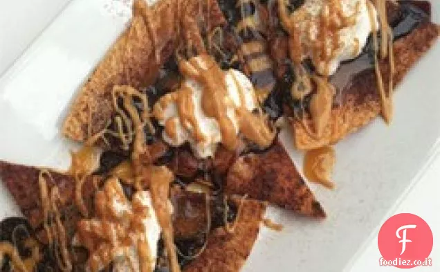 Nachos di dessert al pimento al cioccolato