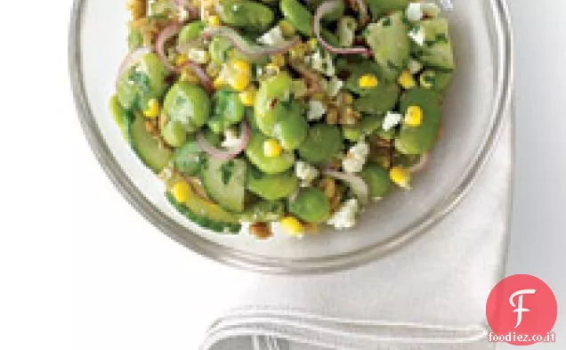 Insalata di fave con Vinaigrette all'aglio arrosto