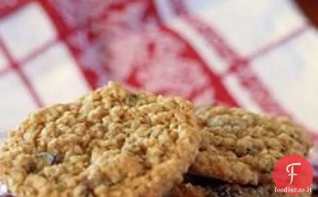 Beth's Spicy Oatmeal Raisin Cookies