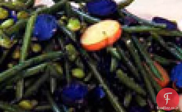 Fagiolo bianco Vert, Edamame, e viola-insalata di patate