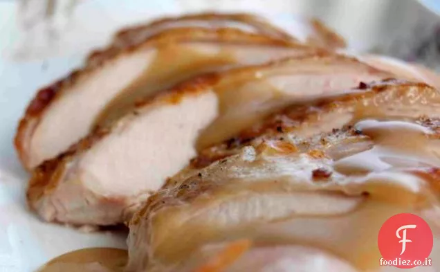 Petto di tacchino arrosto con sugo