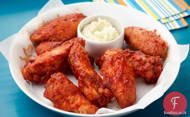 Ali di pollo BBQ con burro di formaggio blu