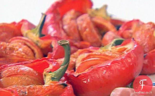 Peperoni ripieni di pomodoro