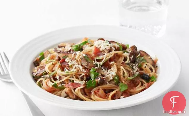 Spaghettini con Pancetta, Funghi ed Erbe Aromatiche