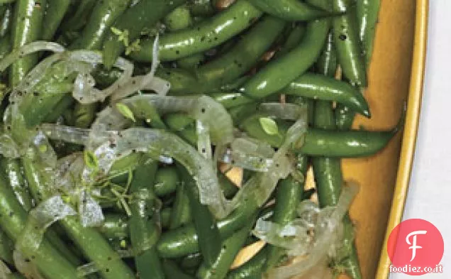 Fagiolini con salsa di cipolla in salamoia