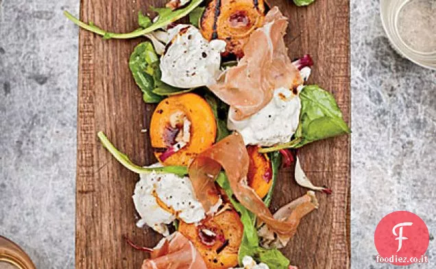 Albicocche grigliate con Burrata, Prosciutto di Campagna e Rucola
