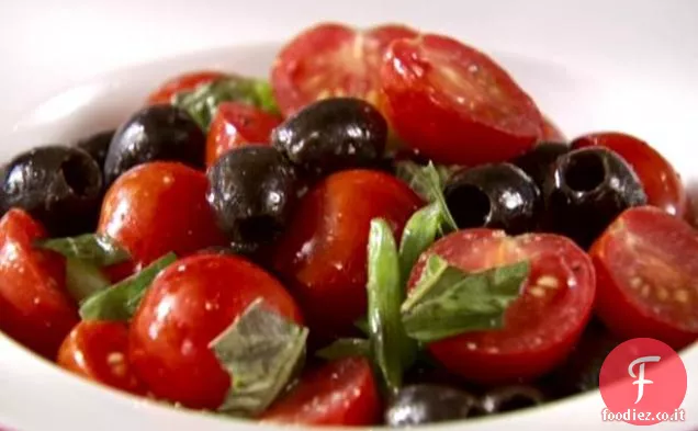 Pomodorini e insalata di olive