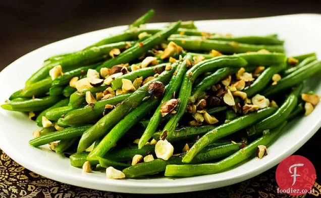 Fagiolini Con Burro di Garam Masala e Nocciole Tostate