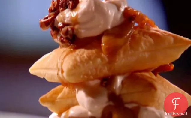 Pecan Spolverato Pasta sfoglia Caramellato Pera Napoleons