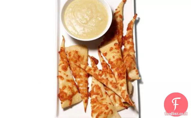 Aglio arrosto-Salsa di Asiago con cracker al formaggio