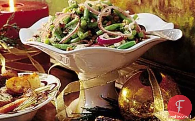 Insalata di fagioli verdi, noci e feta