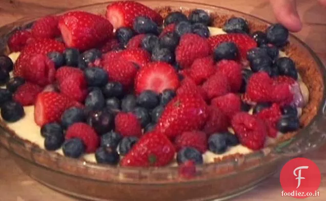 Budino e crostata di frutti di bosco con crosta di cracker Graham