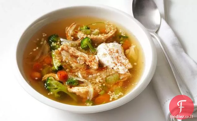 Zuppa di pollo e quinoa
