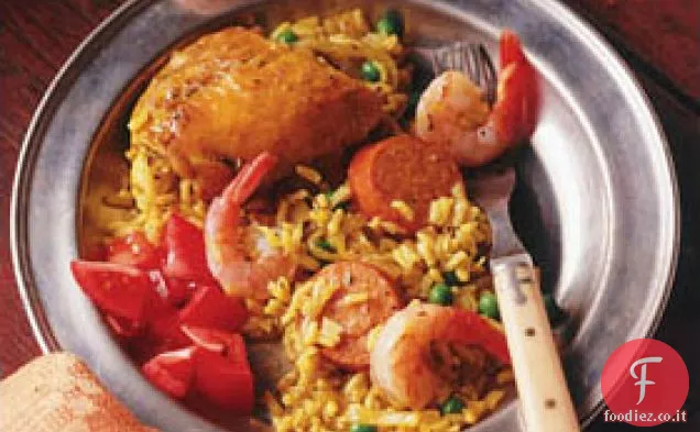Paella di pollo e salsiccia in stile country