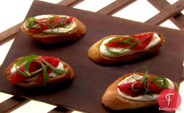 Crostini al Mascarpone finto