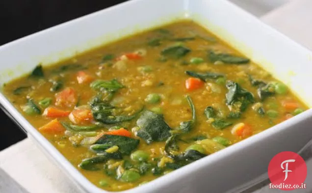 Stufato di lenticchie rosse al curry con verdure
