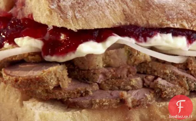 Cursori di filetto di maiale in crosta di biscotti