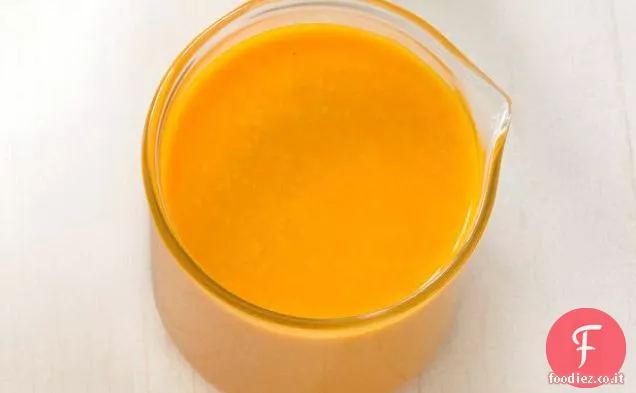 Condimento leggero di carota e zenzero