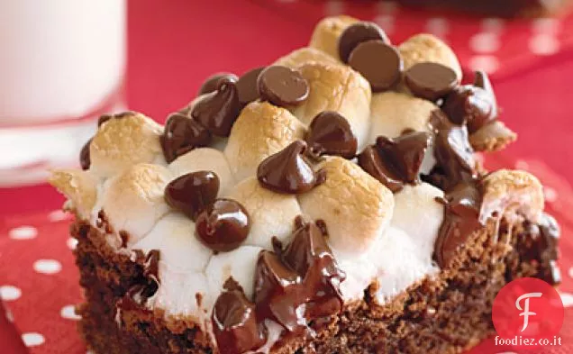 Fudgy Marshmallow-sormontato Brownies