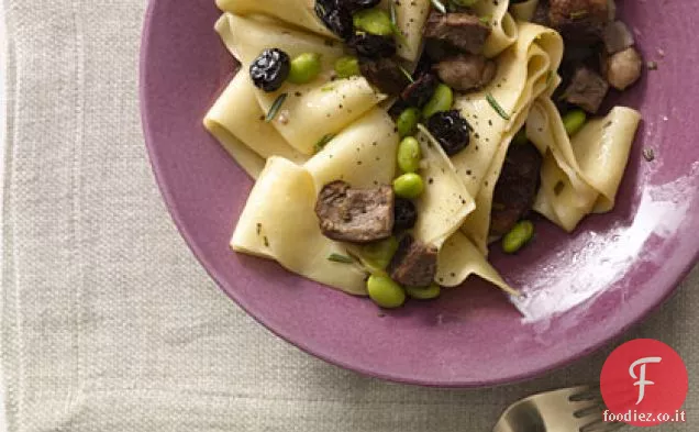 Tagliatelle con Petto d'anatra, Edamame e Ciliegie secche