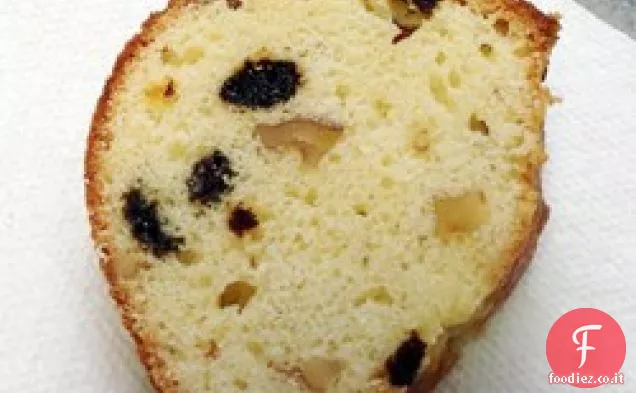 Torta di uva passa alle noci arancioni