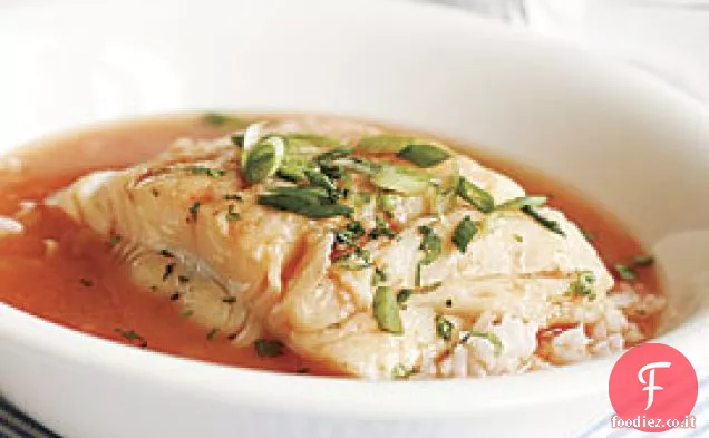 Halibut in camicia in brodo caldo e acido