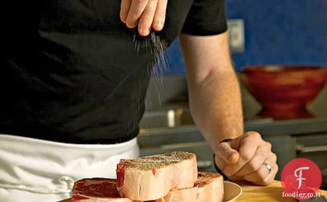 Bistecche alla griglia con salsa di rafano