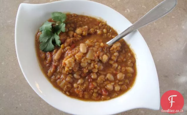 Zuppa piccante di lenticchie e fagioli