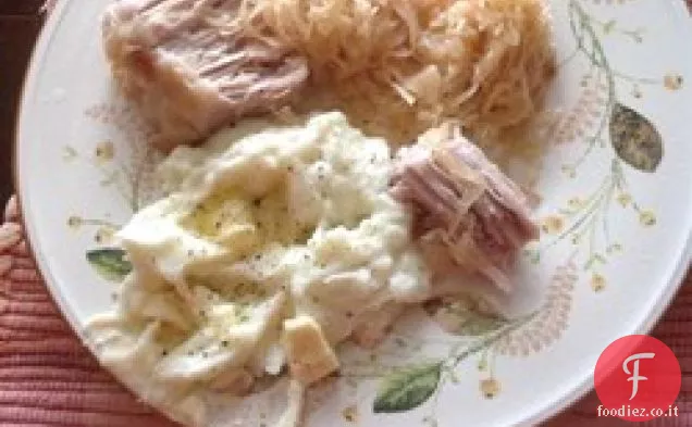 Arrosto di maiale con mele, birra e crauti