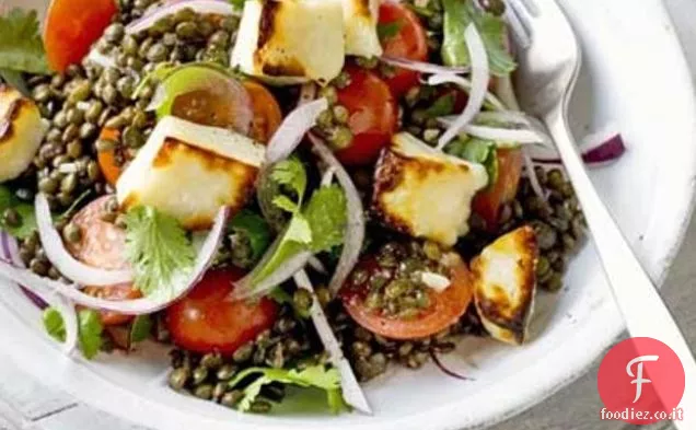 Insalata calda di lenticchie Puy, pomodorini e Halloumi