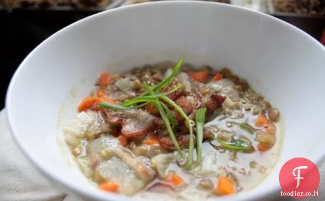 Cena stasera: zuppa di lenticchie e pancetta