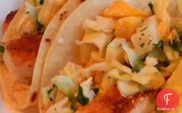 Tacos di pesce facile con Mango-ananas Slaw