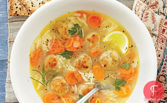 Zuppa di limone, orzo e polpette