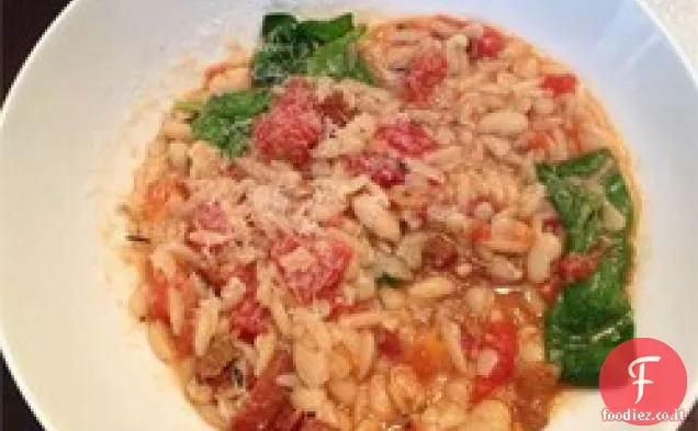 Stufato di fagioli bianchi, spinaci e orzo