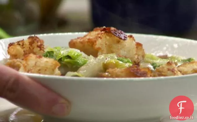 Zuppa di scarola con crostini Caesar
