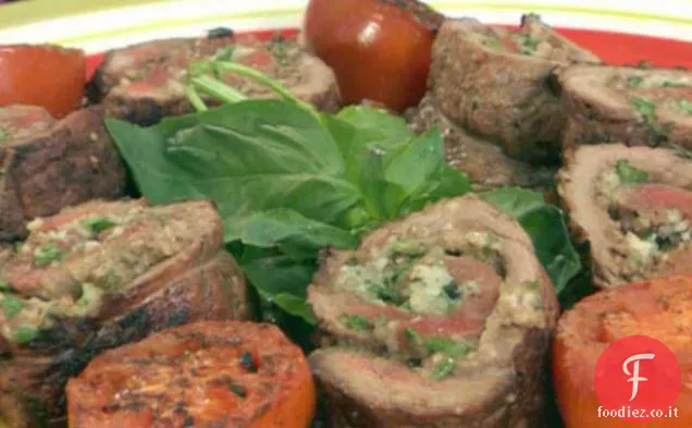 Braciole di manzo alla griglia con salsa di pomodoro e Basilico alla griglia