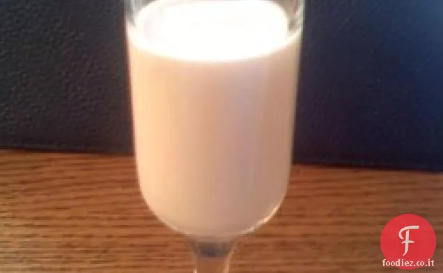 Crema irlandese leggera del lupo