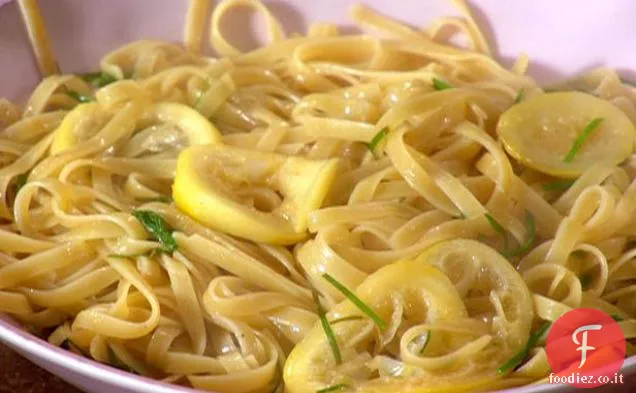 Tagliatelle di erba cipollina al limone