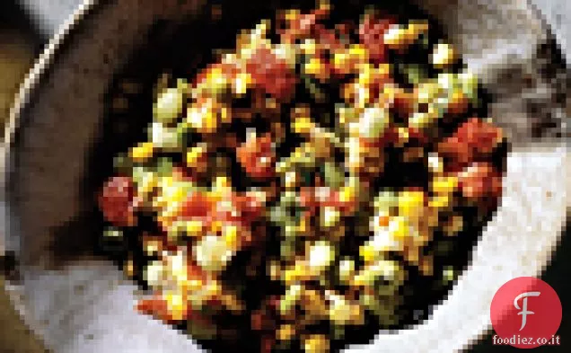 Succotash di mais fresco, fagioli di Lima, pomodori e cipolle