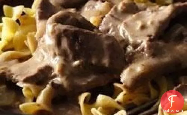 Facile Weeknight Manzo alla Stroganoff