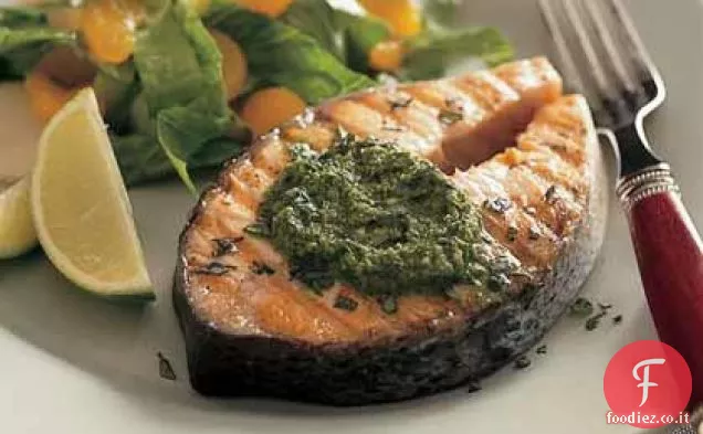 Bistecche di salmone alla griglia alle erbe speziate