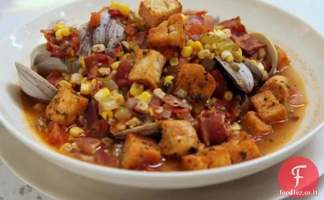 Zuppa piccante di vongole e mais