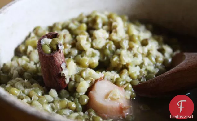 Porridge di fagioli Mung nel latte di cocco