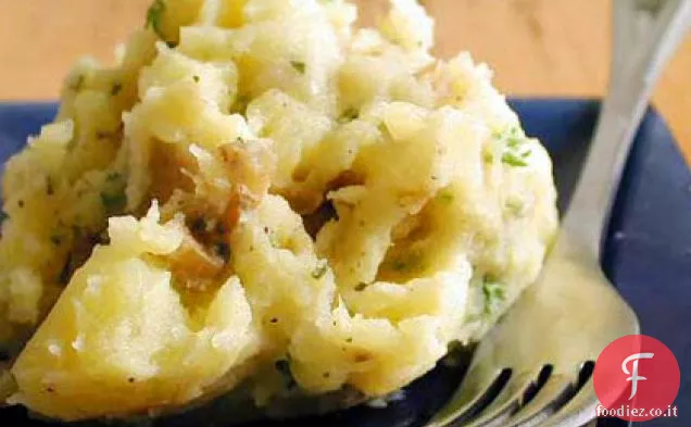 Purè di patate con burro all'aglio arrostito